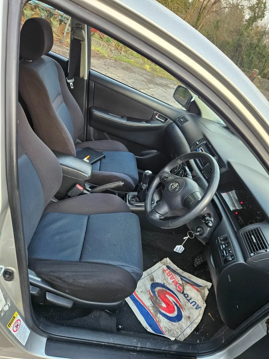Toyota Corolla 2005 - Image 4