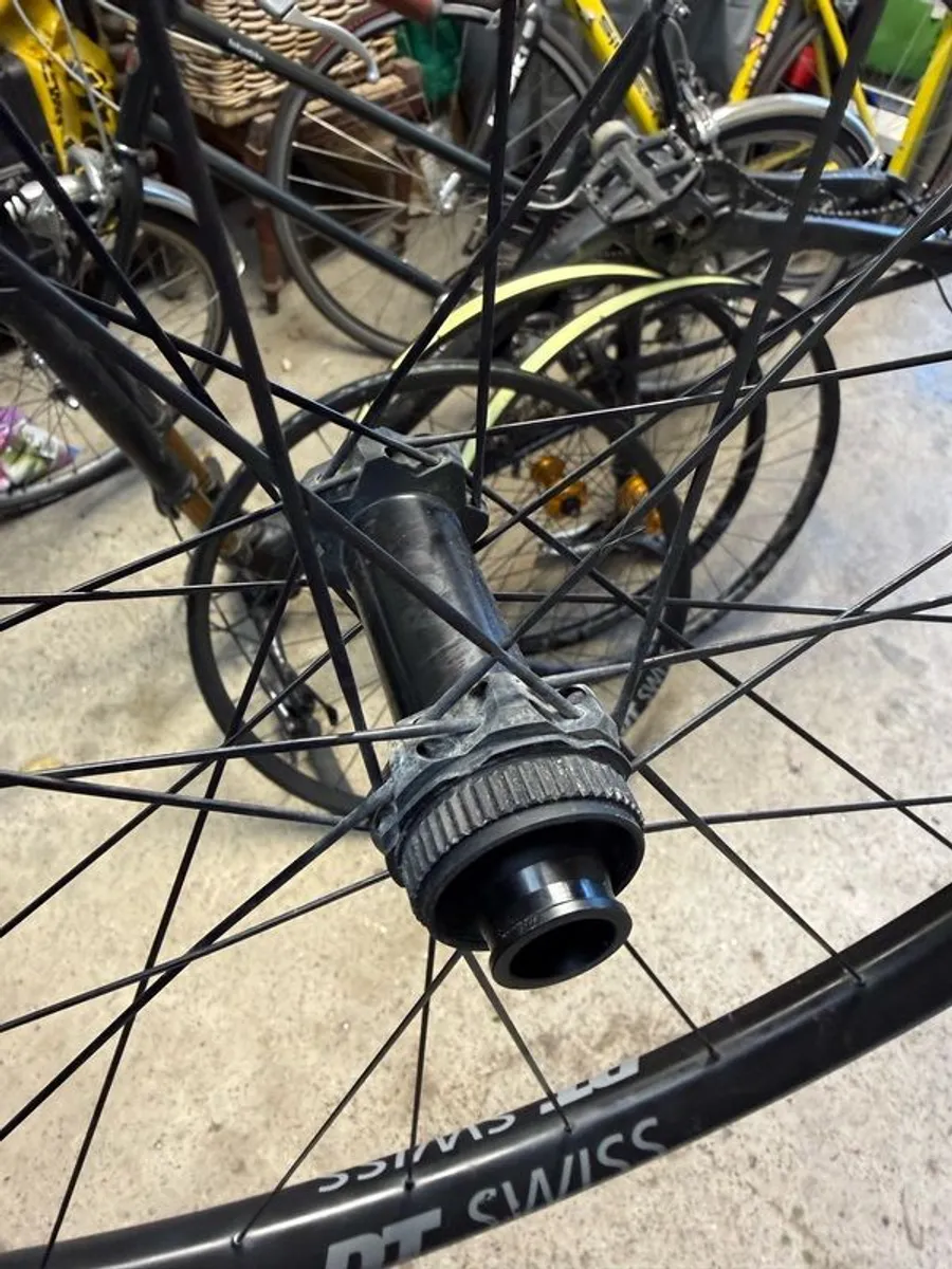 Dt Swiss 29er rear wheel xrc 1200 - Image 4