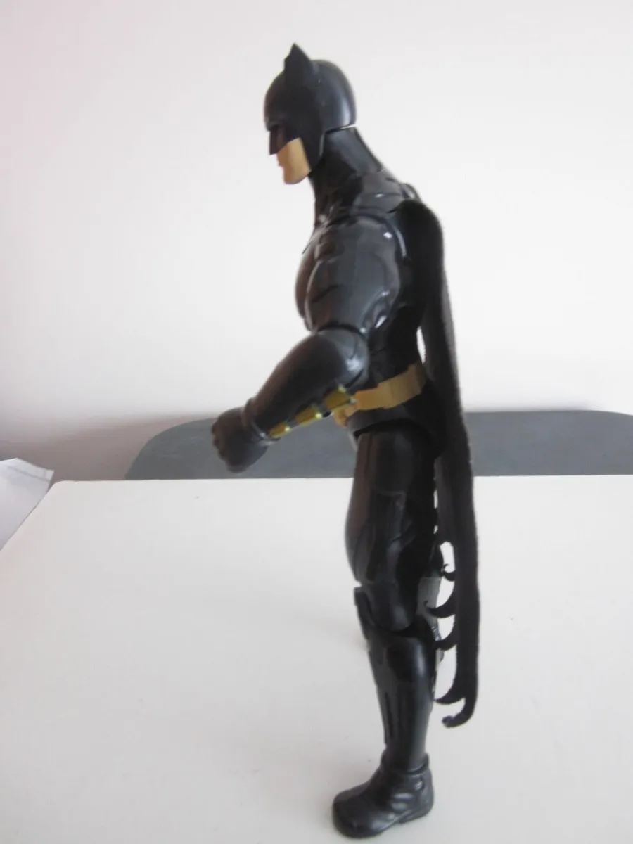Batman 12 Inch Talking Action Figure - Image 2