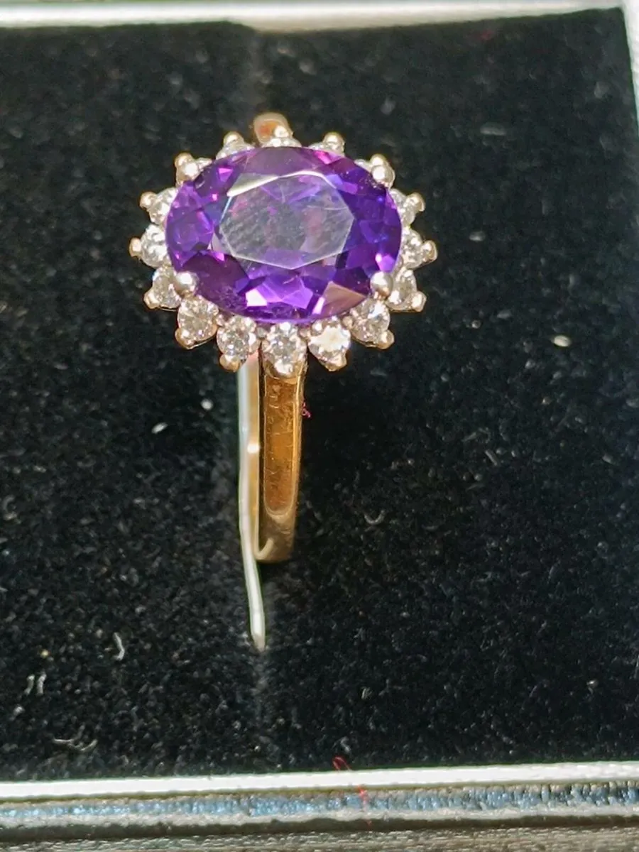 Amethyst & Diamond Ring 18k Yellow Gold - Image 3
