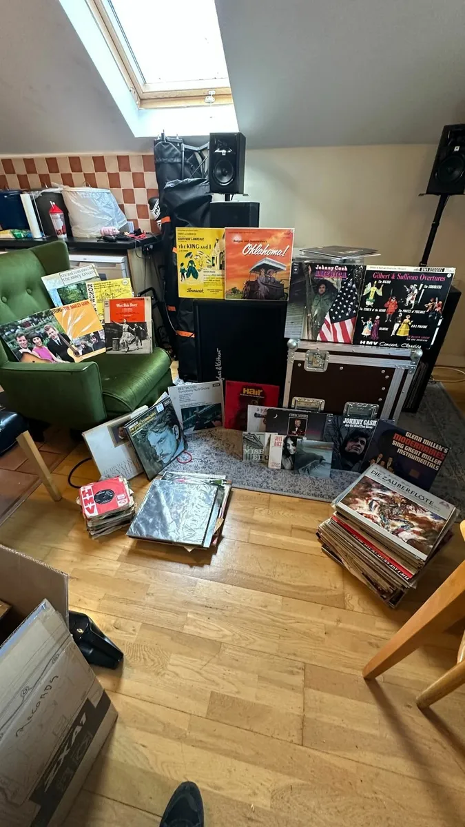 134 Vinyl Albums & 65 singles - all in for 200 - Image 2