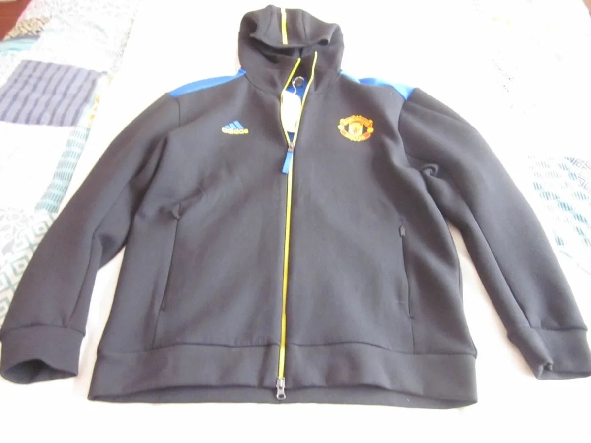 New Mens Adidas Manchester United Anthem Jacket - Image 1