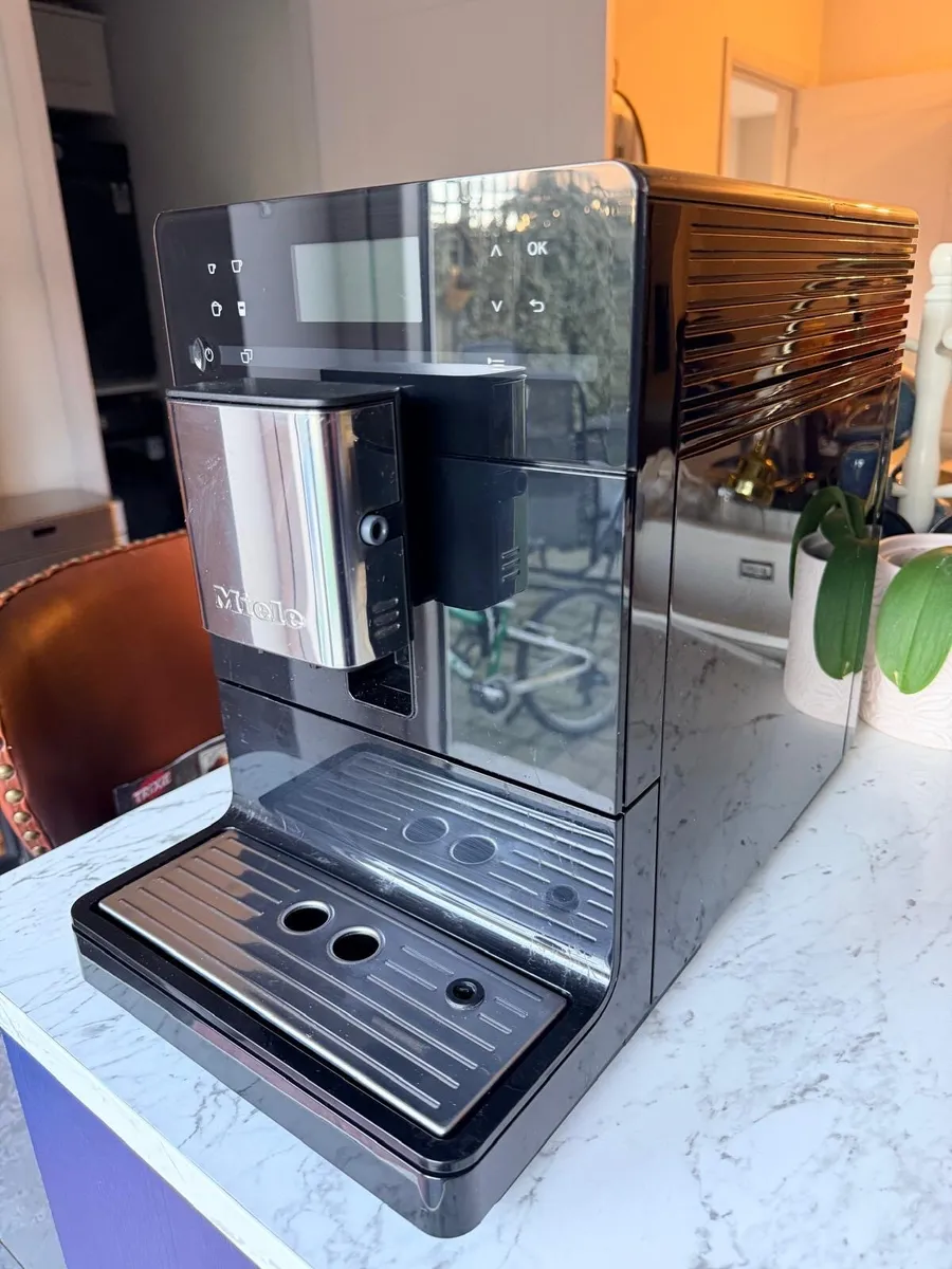 Miele coffee machine CM5310 - Image 3