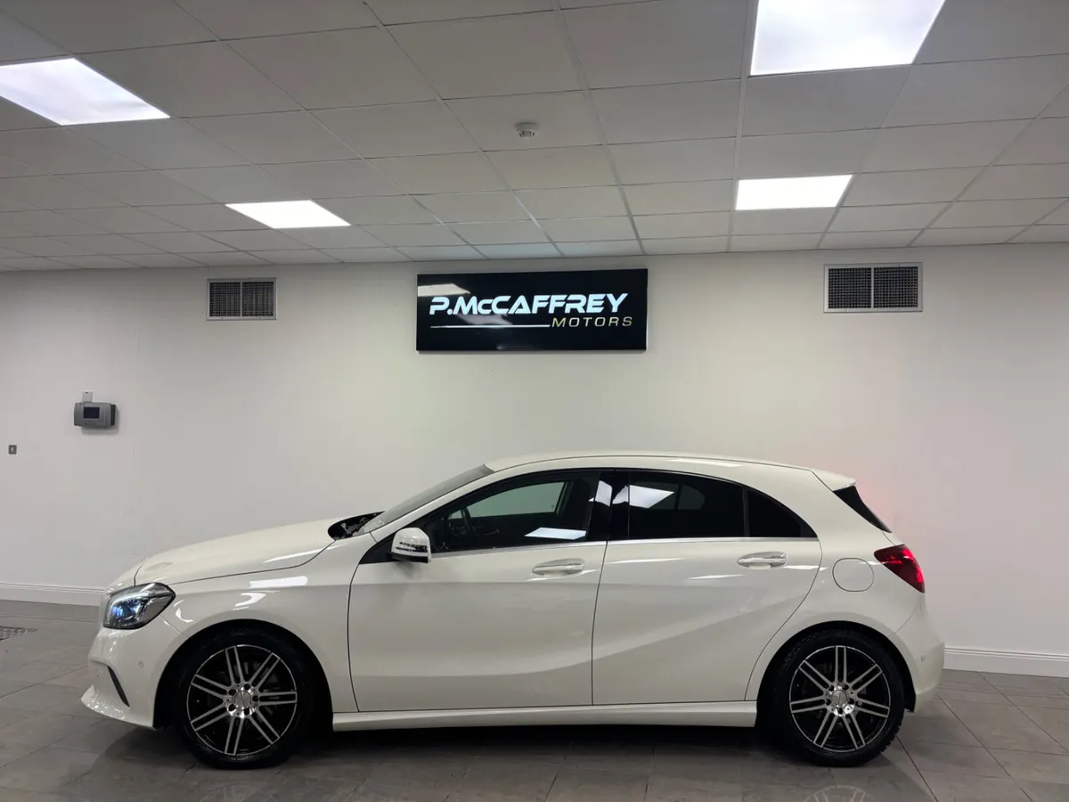 2016 Mercedes-Benz A180 1.6 Style Auto Half Leathe - Image 2