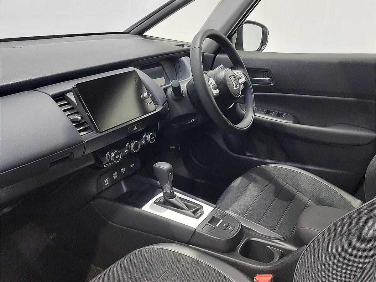 Honda Jazz Hatchback Crosstar Advance - Image 2