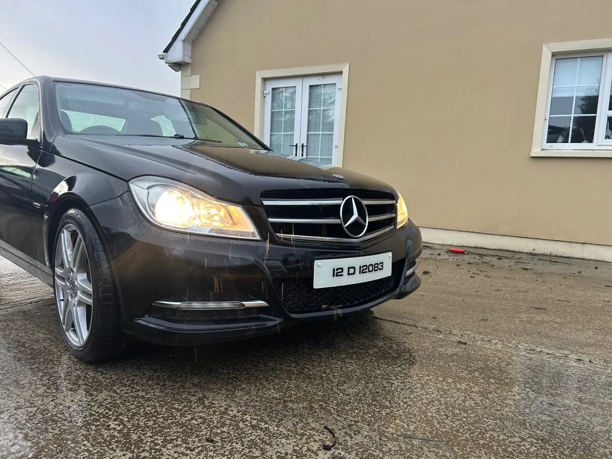 Mercedes-Benz C-Class 2012 - Image 4