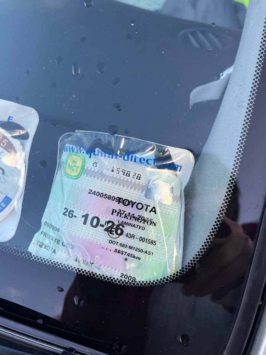 Toyota Avensis 2009 - Image 2