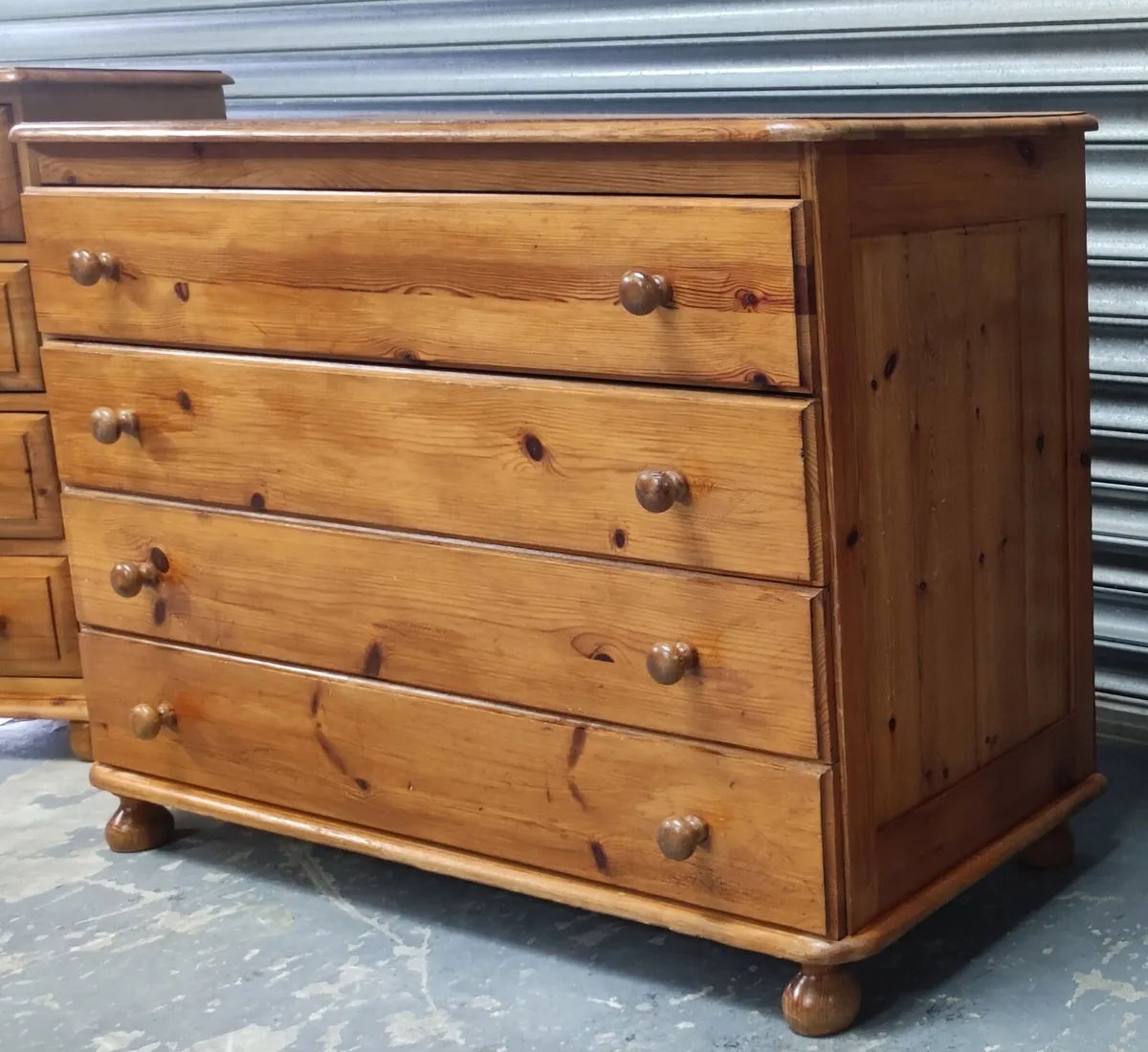 Solid Pine chest of drawers & single bed/delivery - Image 2