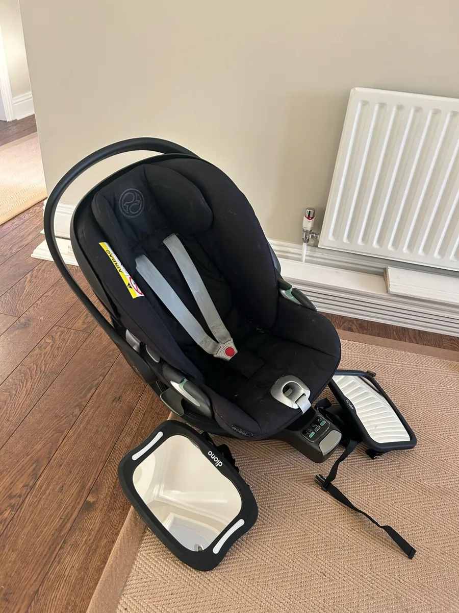 Cybex 360 car seat with isofix and mirrors - Image 2