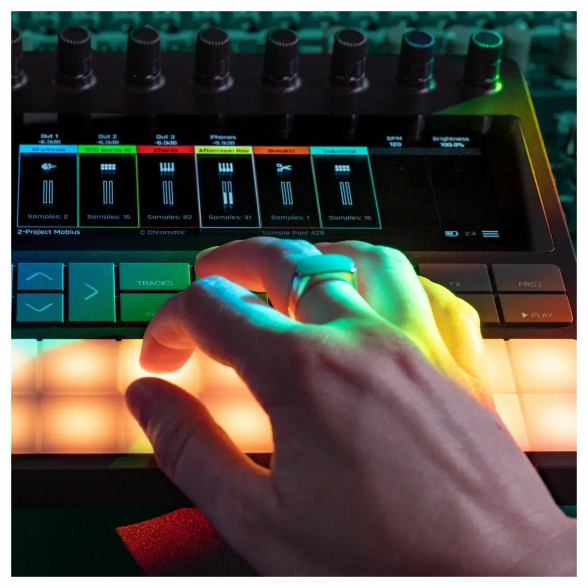 1010Music Bento Portable Sampling Studio - Image 1