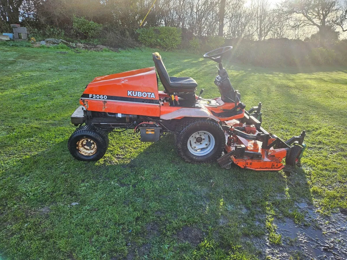 Kubota 3060 - Image 1