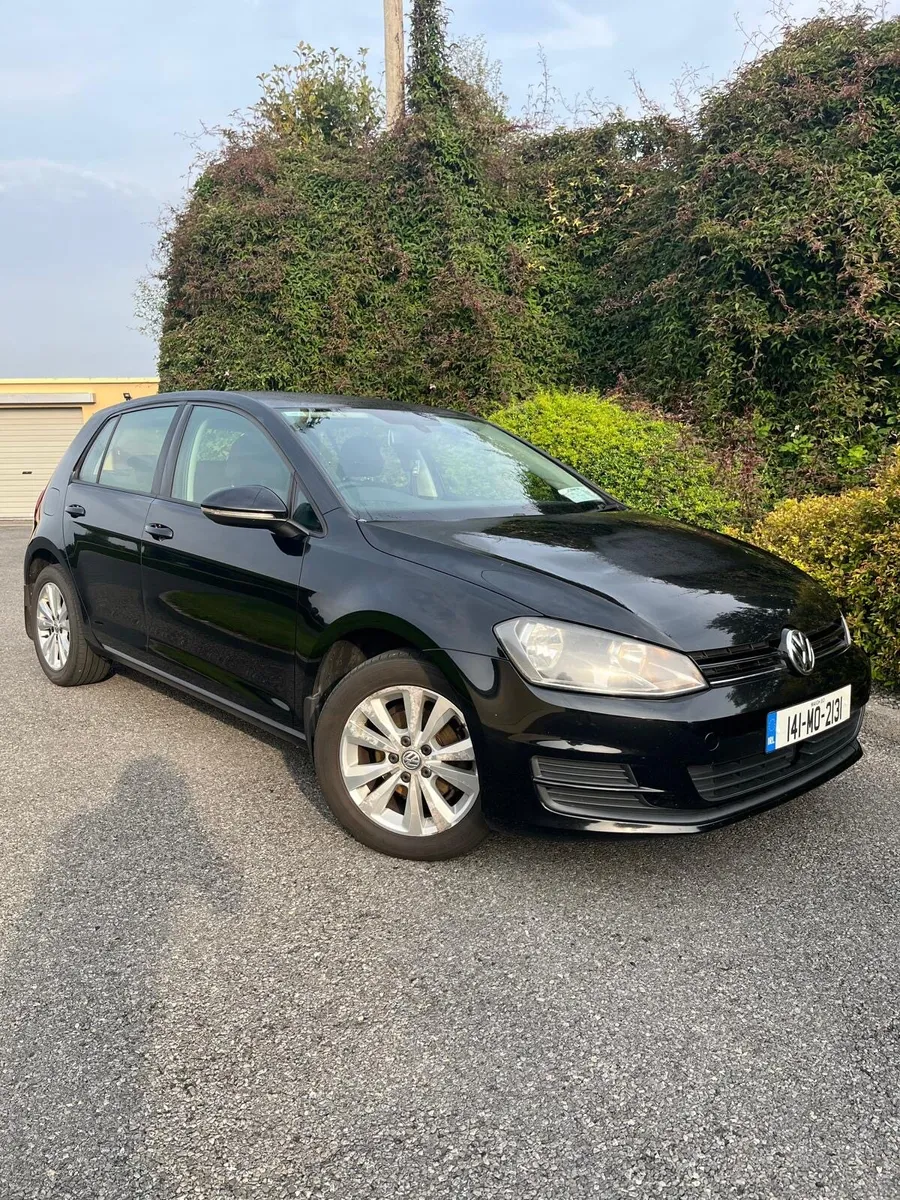 Volkswagen Golf 1.6 TDI SE BLUEMOTION 105PS 5DR - Image 1