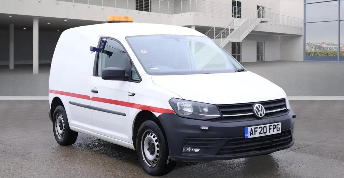2020 Volkswagen Caddy - Image 2