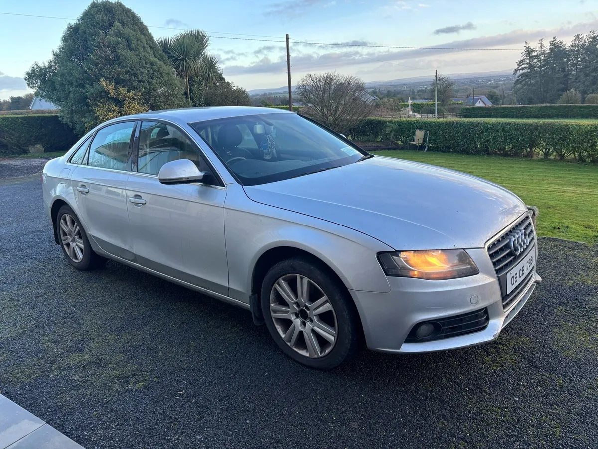 Audi A4 2.0 TDI 2009 - Image 3