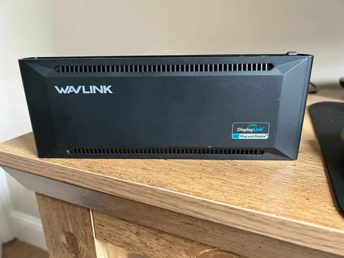 Wavlink 4K Universal Docking Station - Image 1