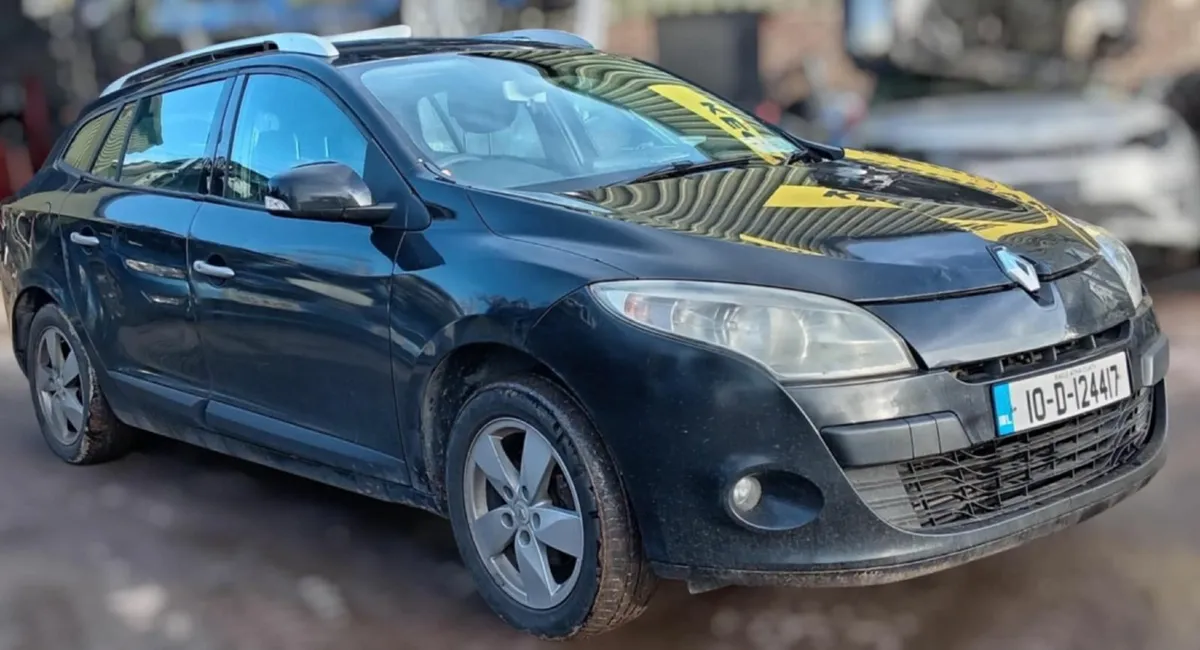 Renault Megane 2010 1.5dci for breaking - Image 1