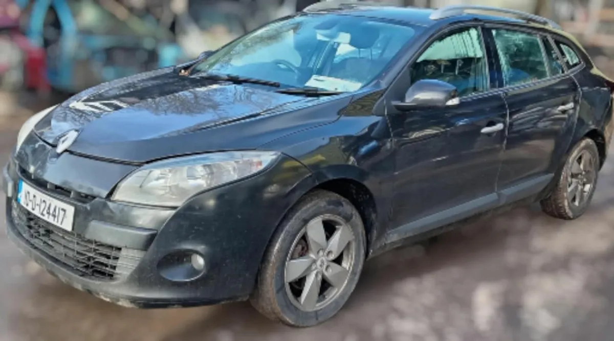 Renault Megane 2010 1.5dci for breaking - Image 3