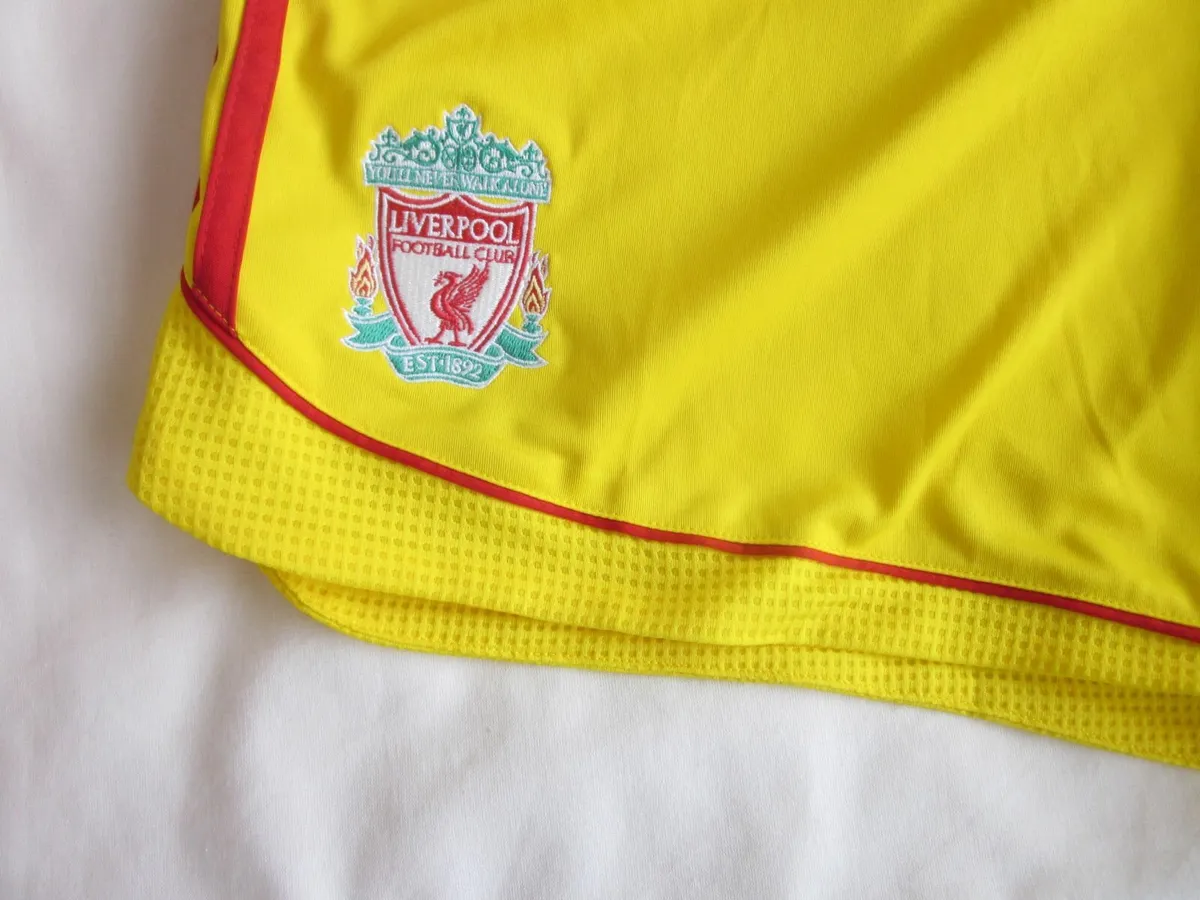 New Liverpool FC Away Shorts 2006/07 - Image 2
