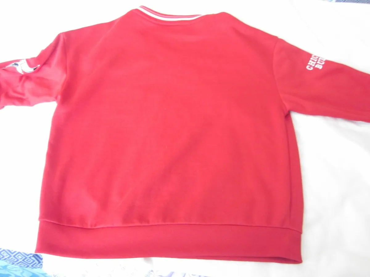 Primark NBA Red Chicago Bulls Pullover Jumper X S - Image 4