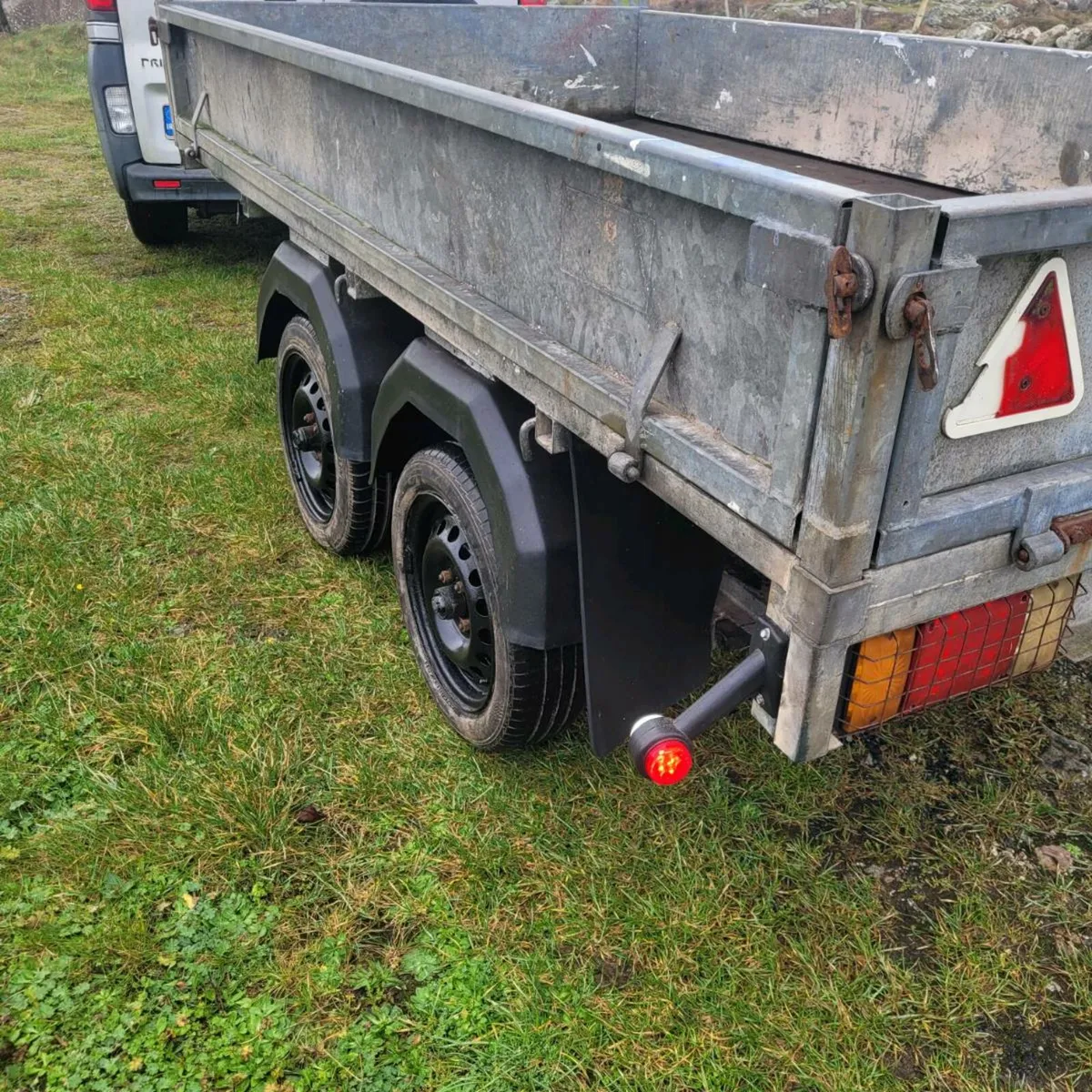 Trailer tipper 9 by 5 - Image 3