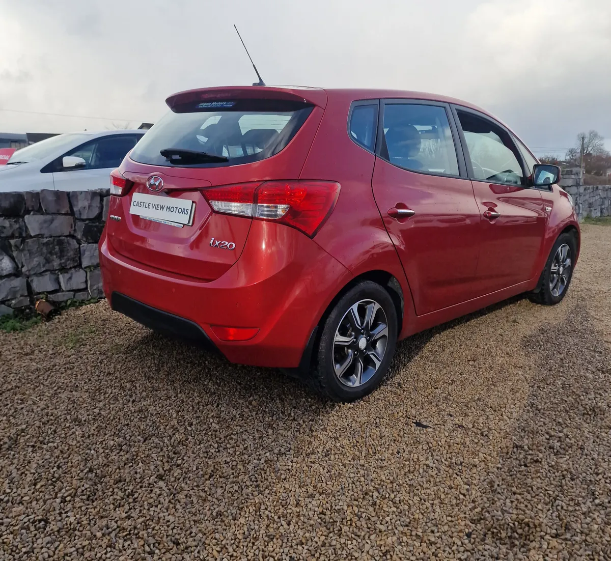 16 Hyundai ix20 1.4 Petrol Mint - Image 3