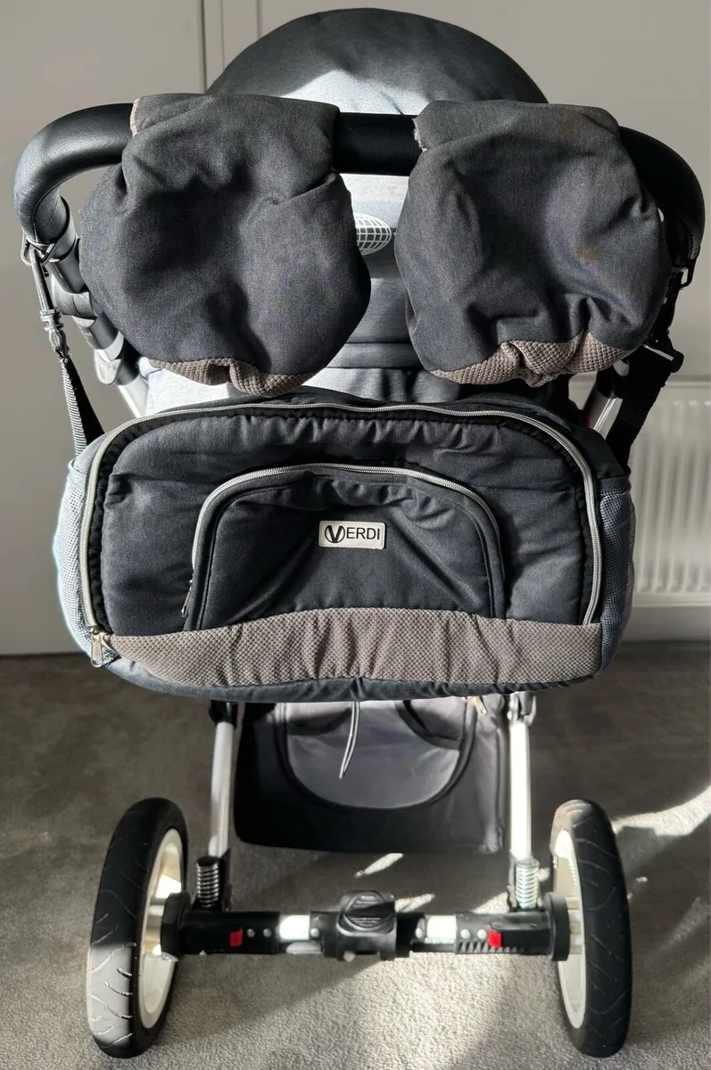 Buggy with Car Seat - Image 2