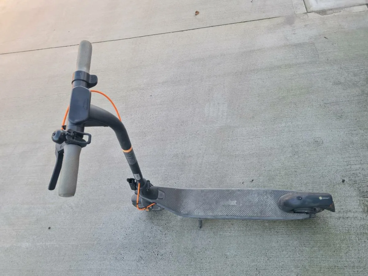 Ninebot scooter - Image 4