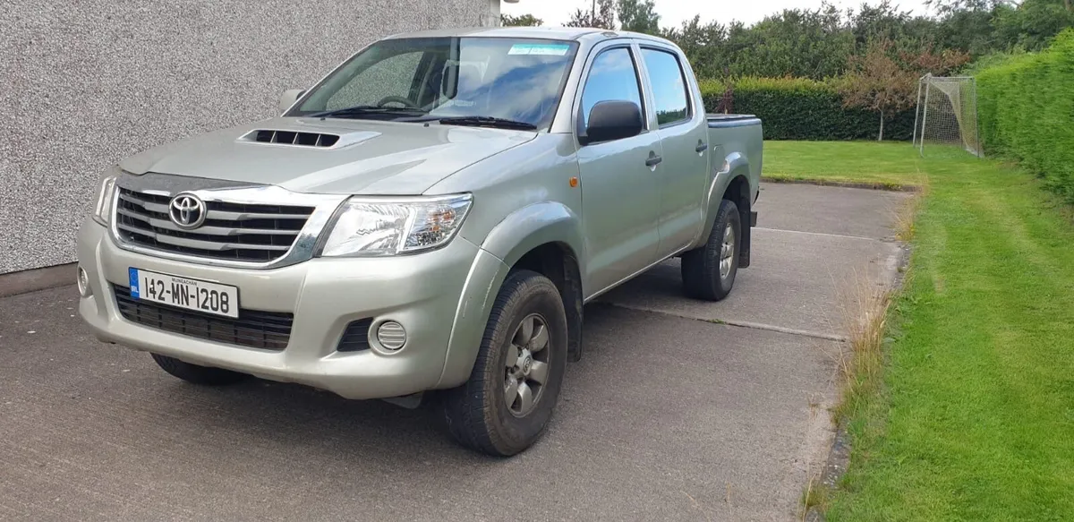 Toyota Hilux 2014 - Image 1
