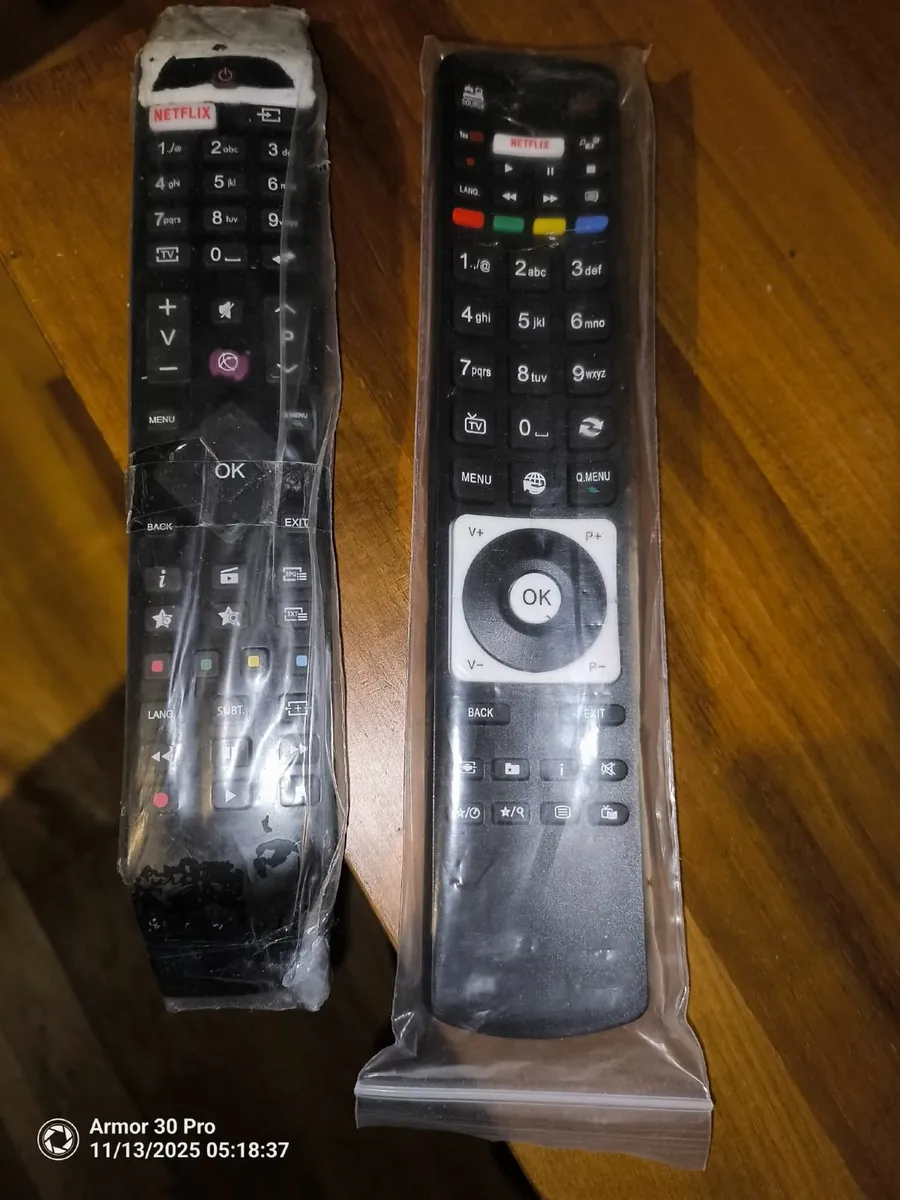 Hitachi 43 Inch Full HD Smart LED TV - Image 4