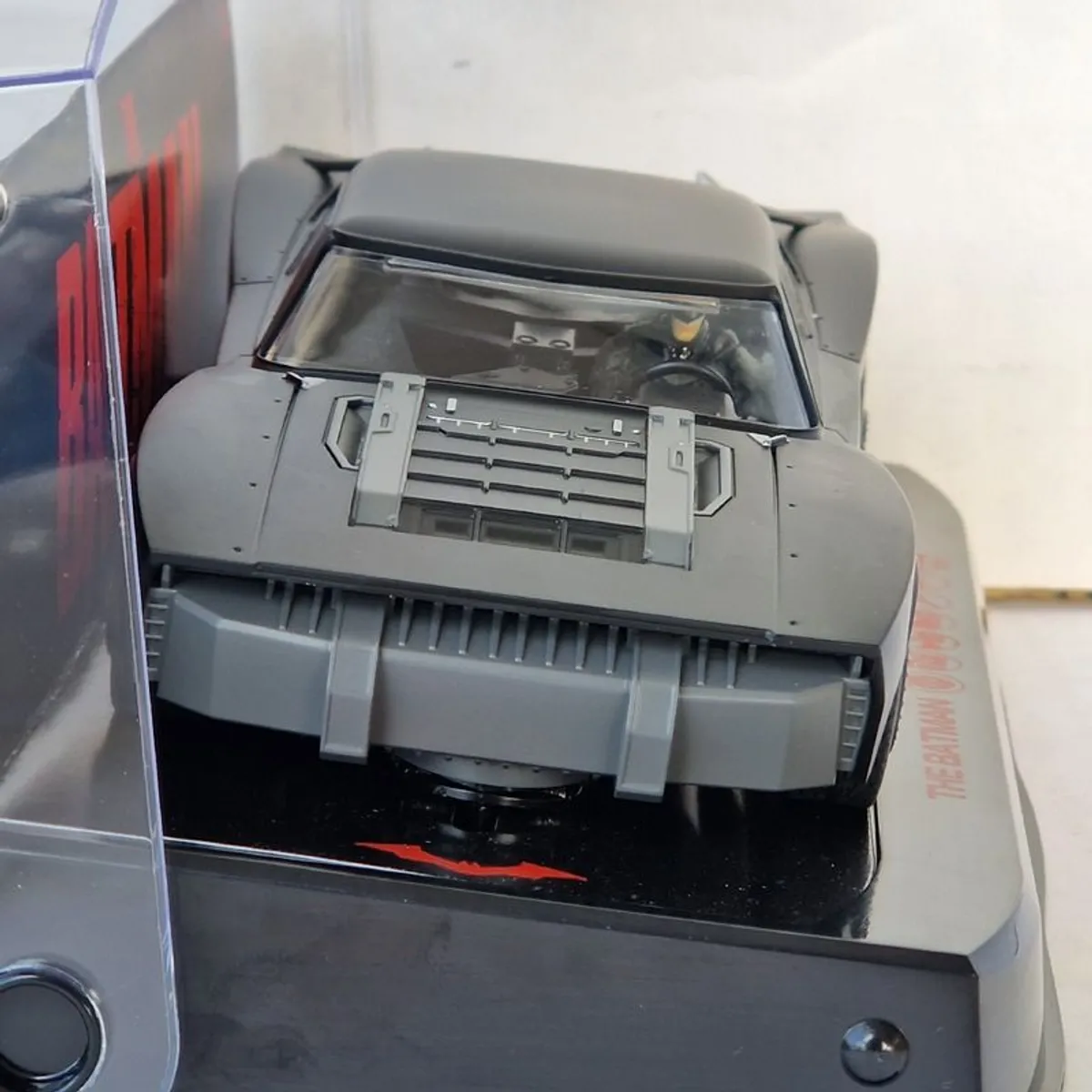 Scalextric Batmobile: The Batman 2022 Slot Car ( C4442 street classic tv ) - Image 3