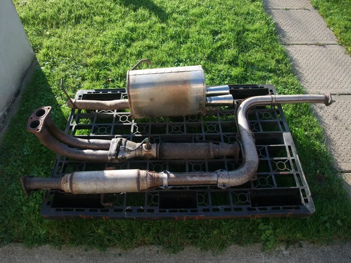 Honda Prelude OEM exhaust - Image 1