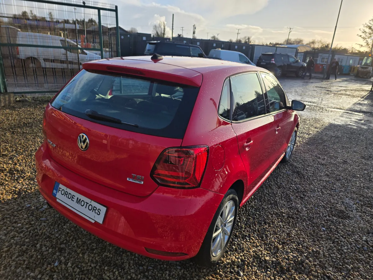 🔥Black Friday Volkswagen Polo 2015 Automatic - Image 4