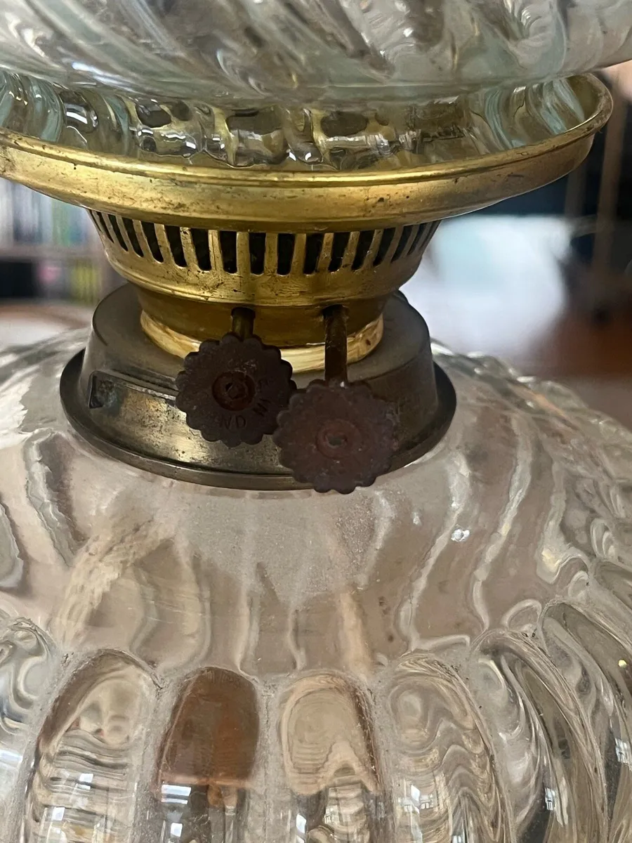 Antique Oil Lamp - Image 2