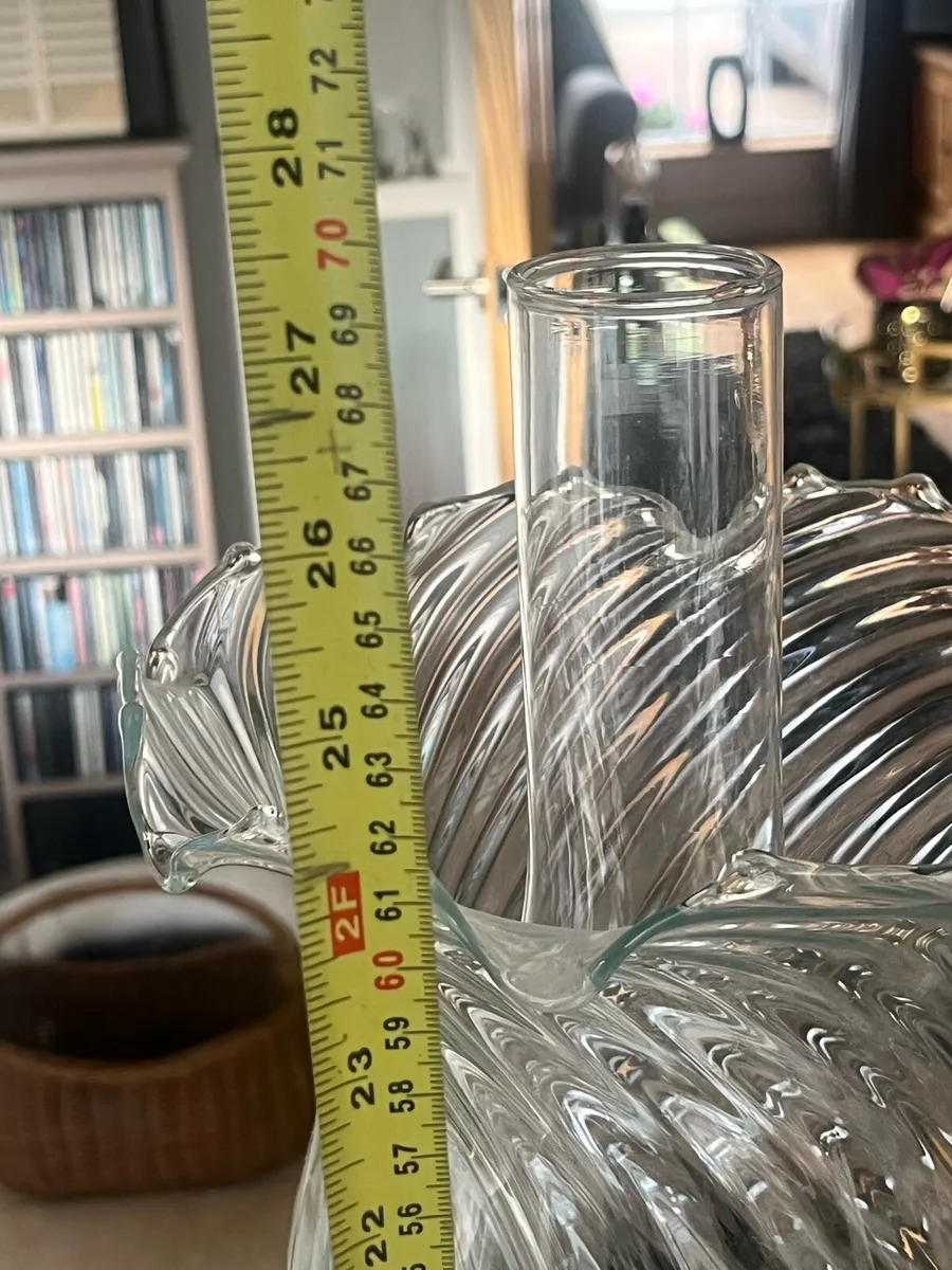 Antique Oil Lamp - Image 4