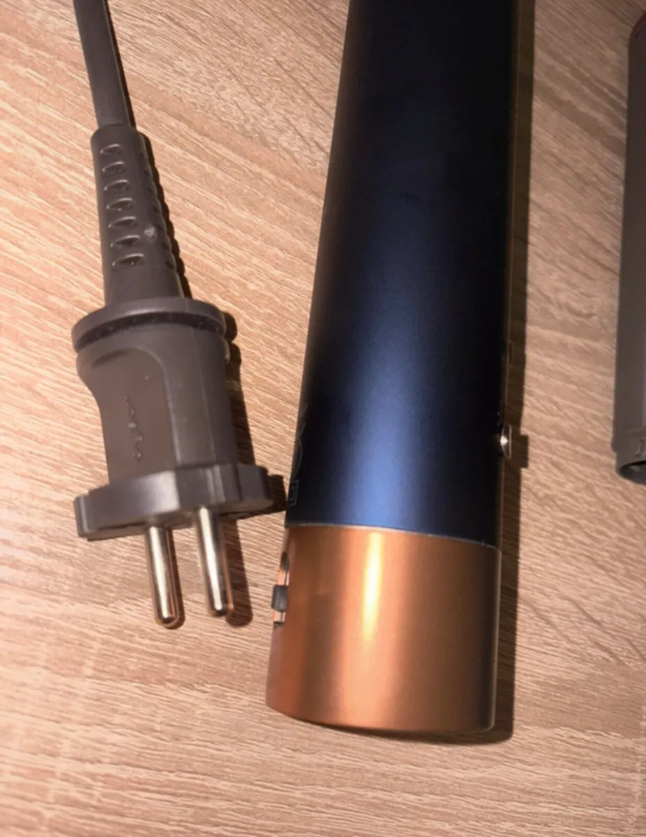 Dyson Airwrap multi styler - Image 3