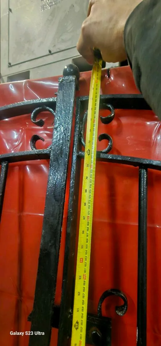 Double Side Gate - Image 3