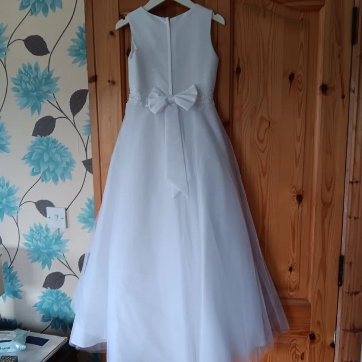 Communion dress - Image 2