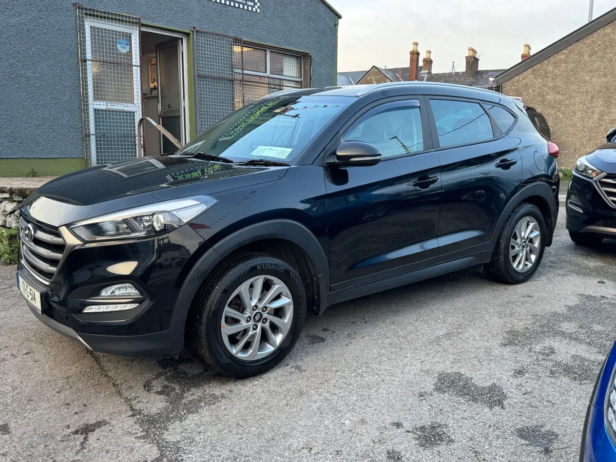 Hyundai Tucson Executive high spec - Image 4