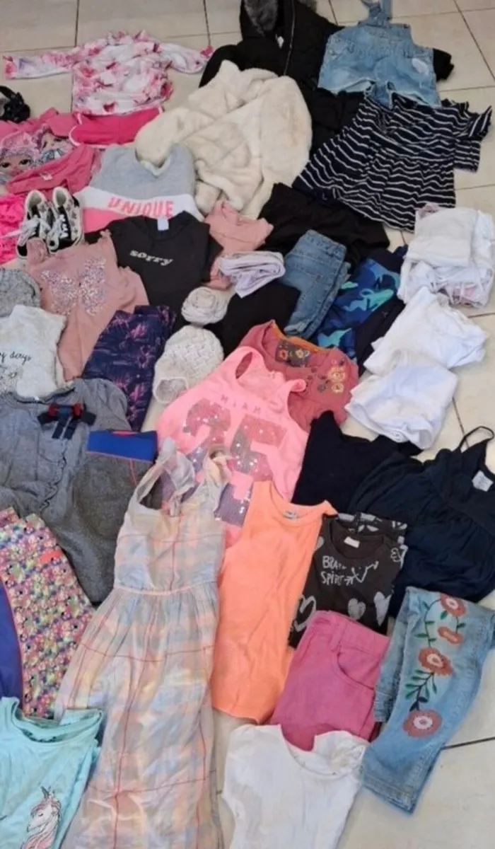 Girls clothes bundle age 7-8 - Image 2