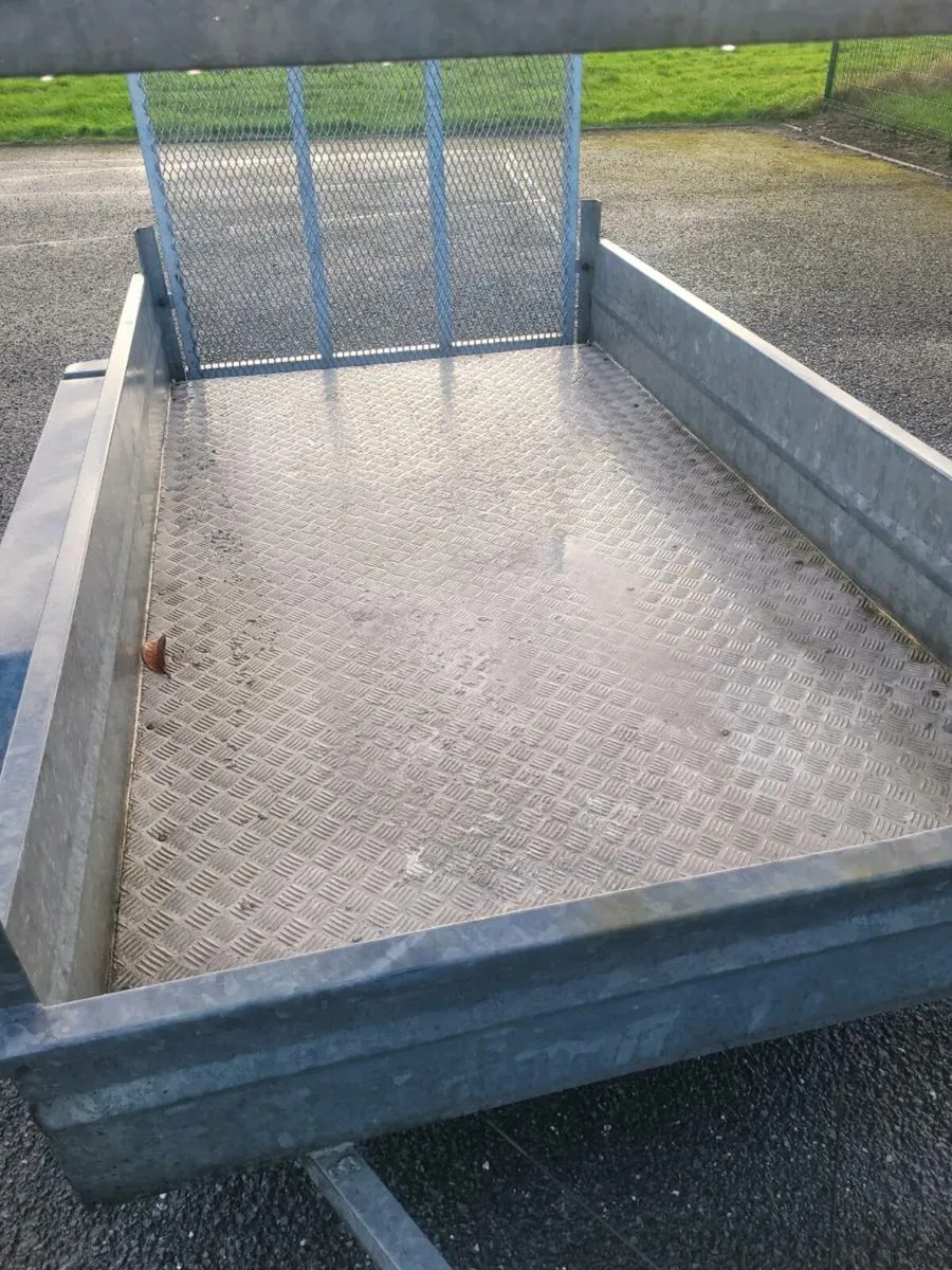 8'6x4'6 factory made trailer fully galvanised - Image 2