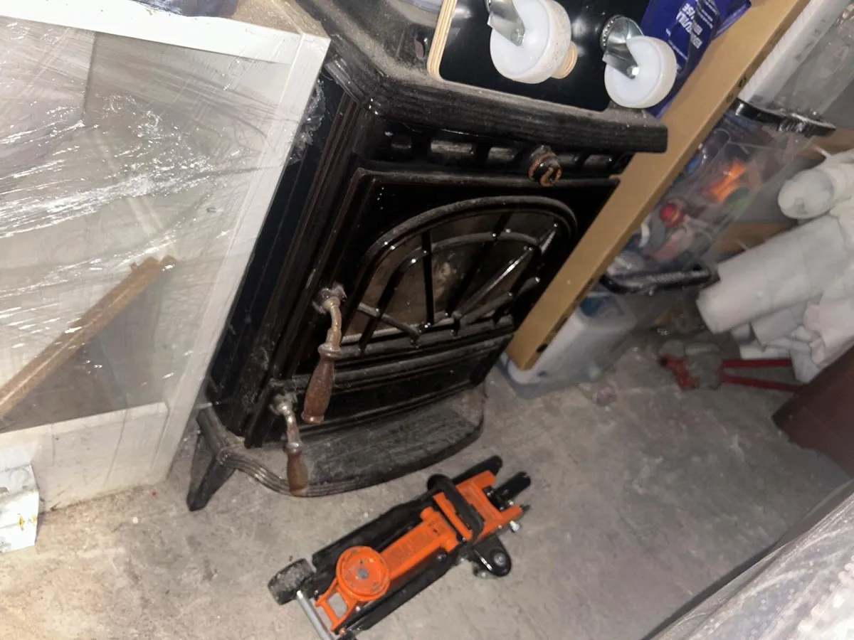 Solid fuel back boiler stove - Image 3