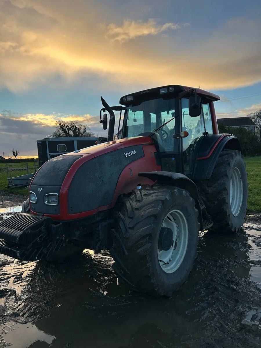 Valtra t151 - Image 2