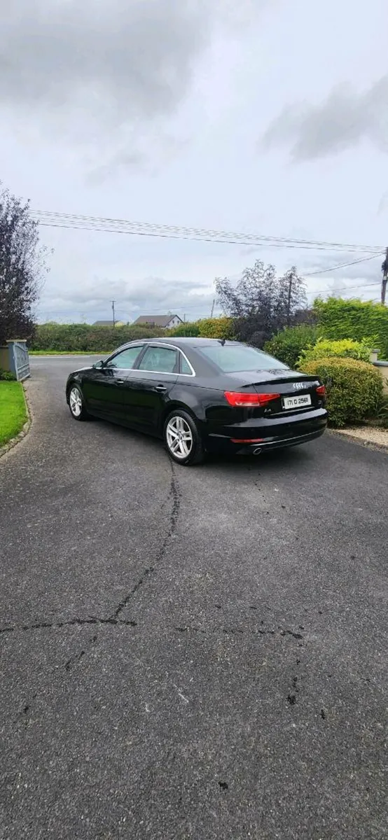Audi A4 2.0 TDI AUTO - Image 2