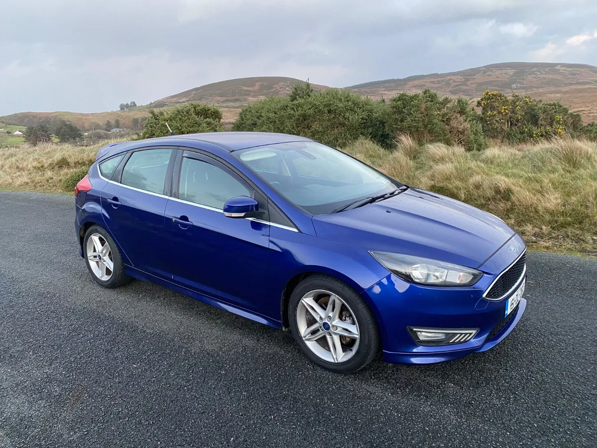 Ford Focus 2015 - Image 2
