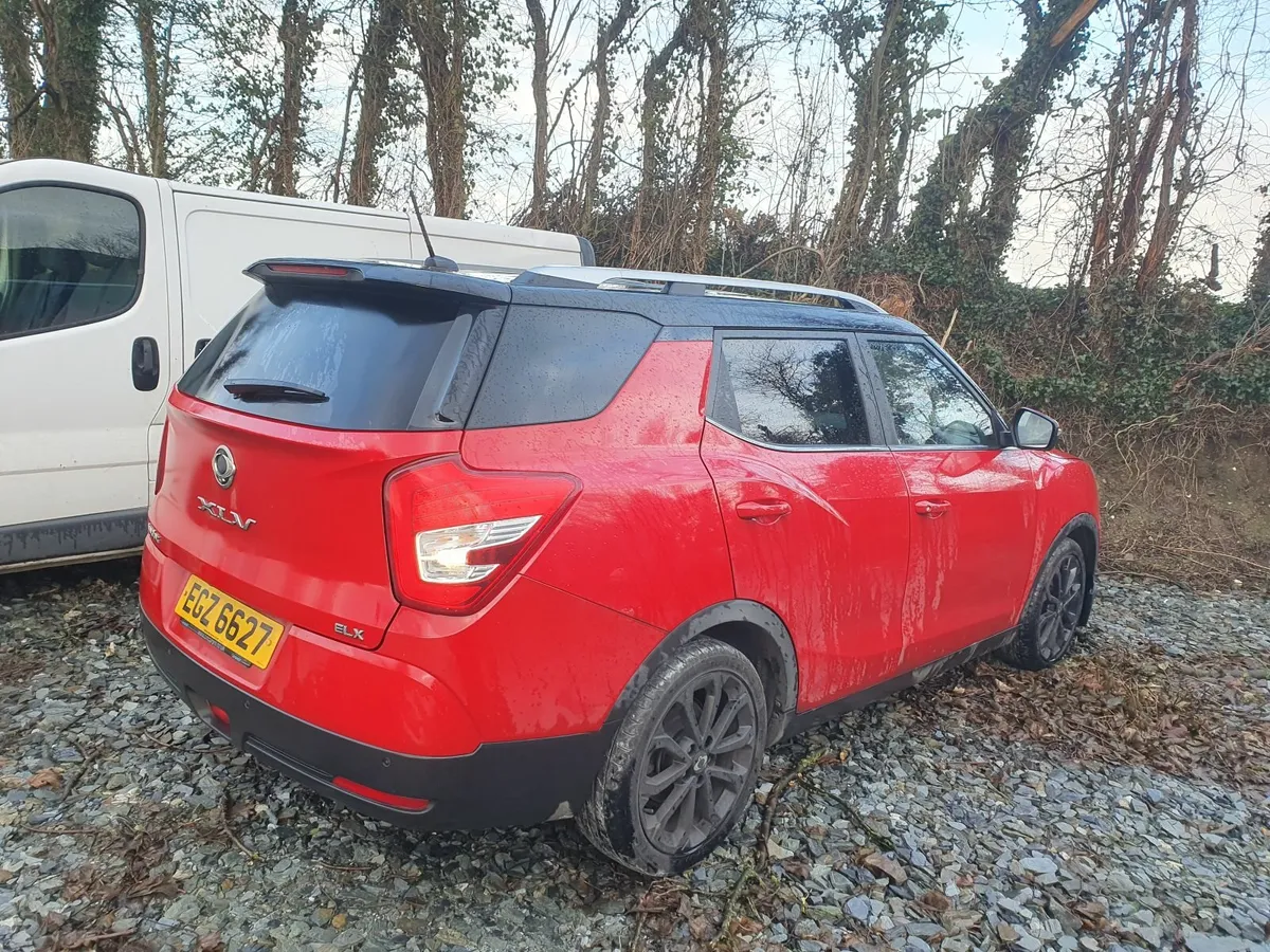 Ssangyong Tivoli 2017 diesal - Image 4