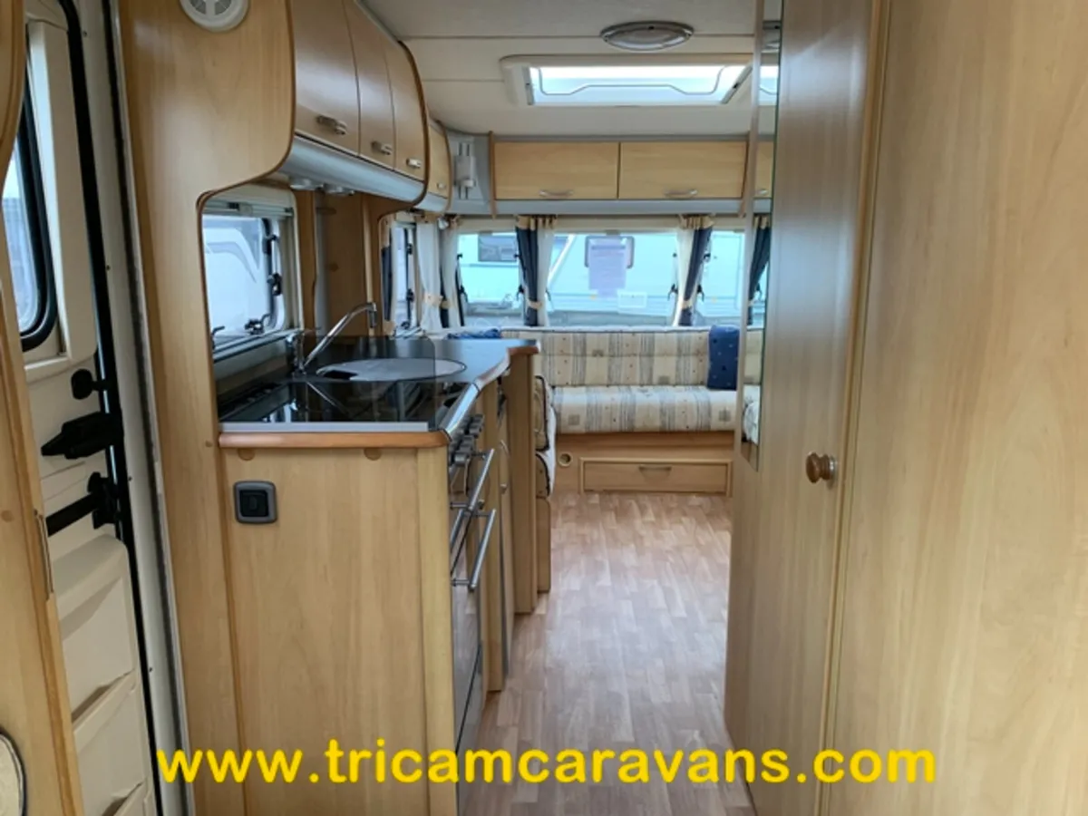 2005 Sterling Elite Amethyst 5 Berth - Image 2