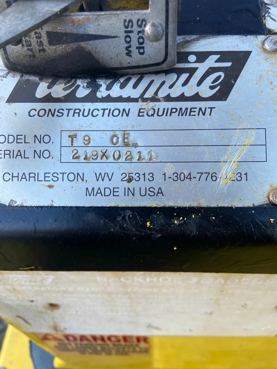 TERRAMITE T9 mini JCB type digger !!! - Image 2