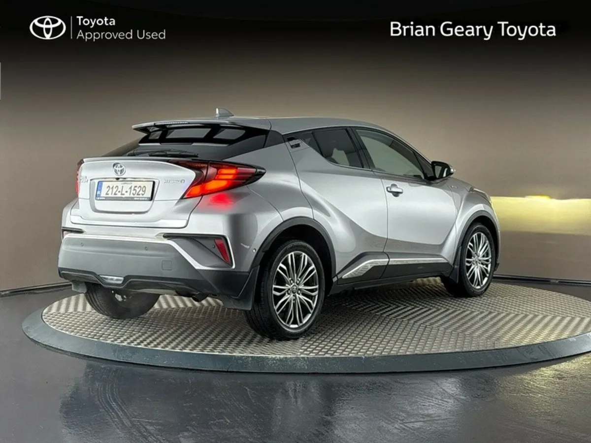 Toyota C-HR HYBRID SOL - Image 2