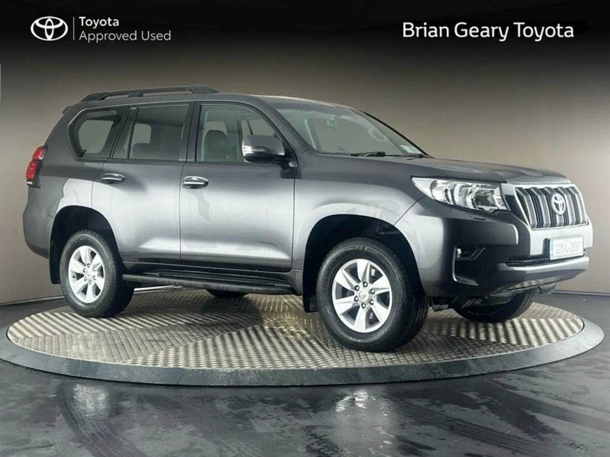 Toyota Land Cruiser LWB BUSINESS 5 SEAT - Image 1