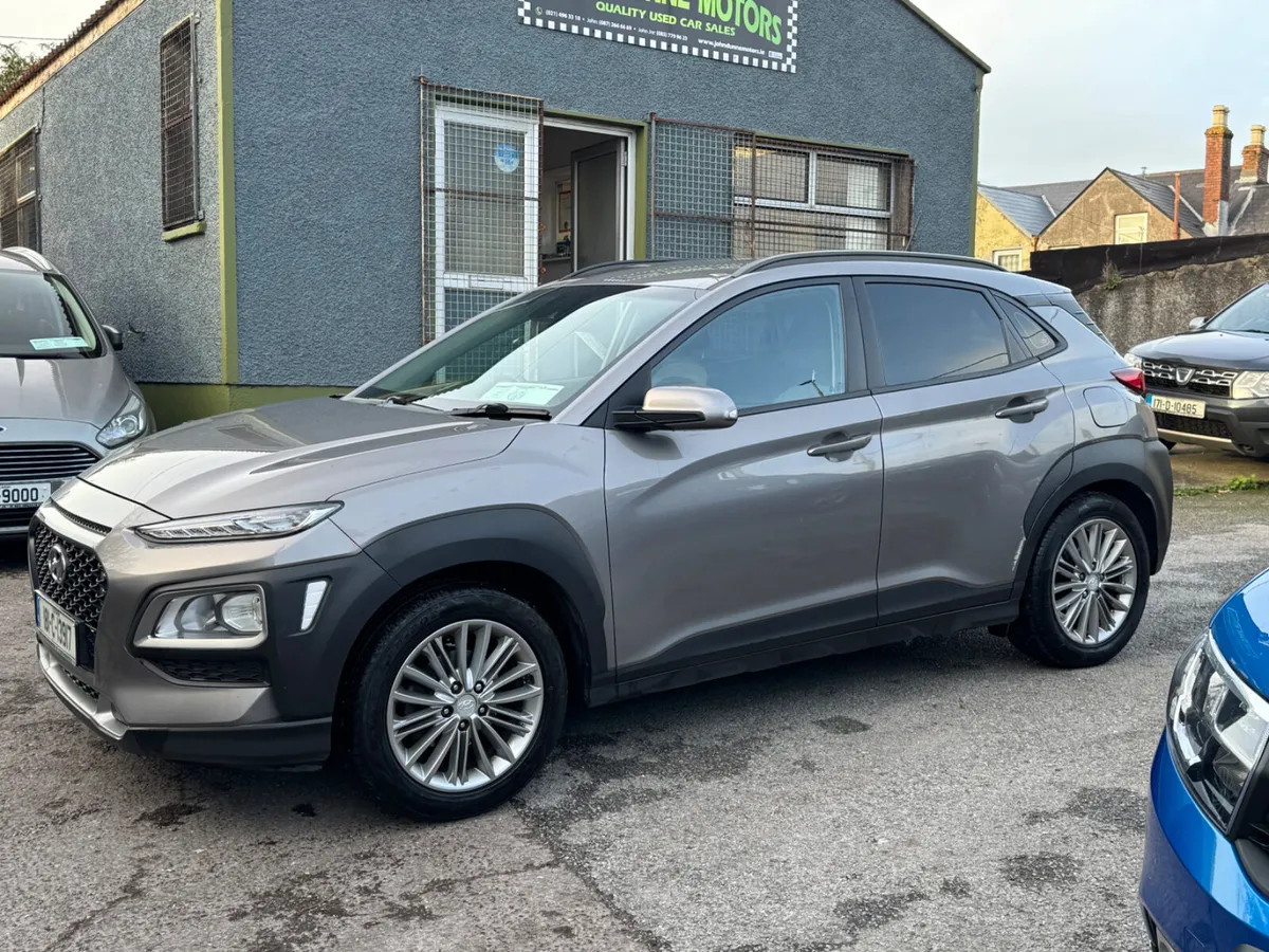 Hyundai KONA Executive Petrol - Image 1